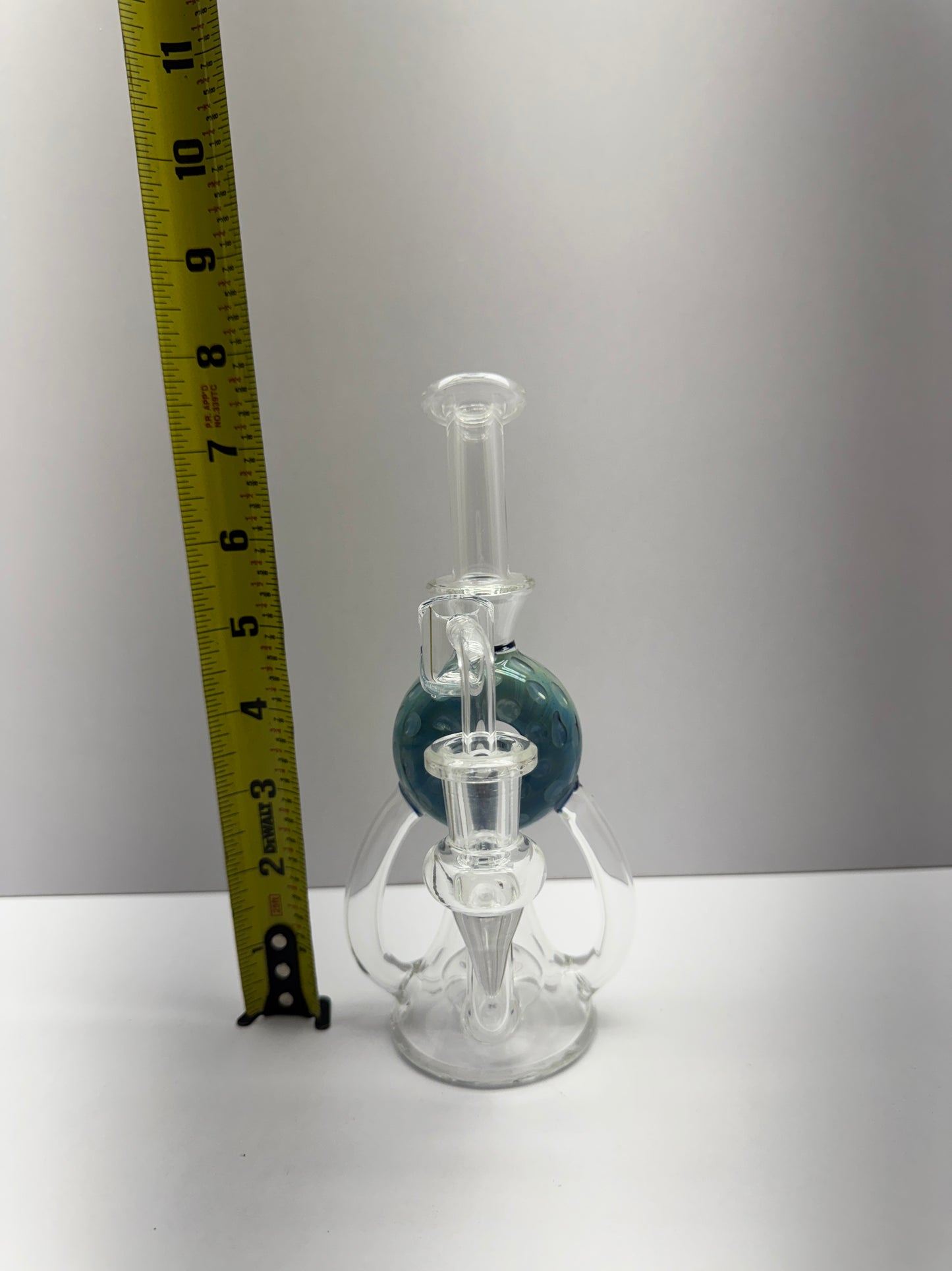 Glass Water Pipe Donut Dual Chamber Recycler Design With Disc Perc