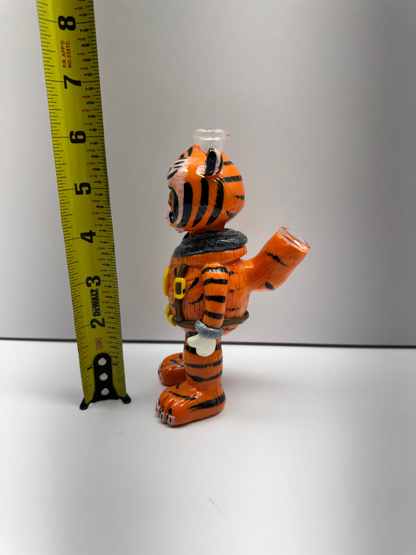 Shadow Glass Water Pipe Tiger Shape Bong Style
